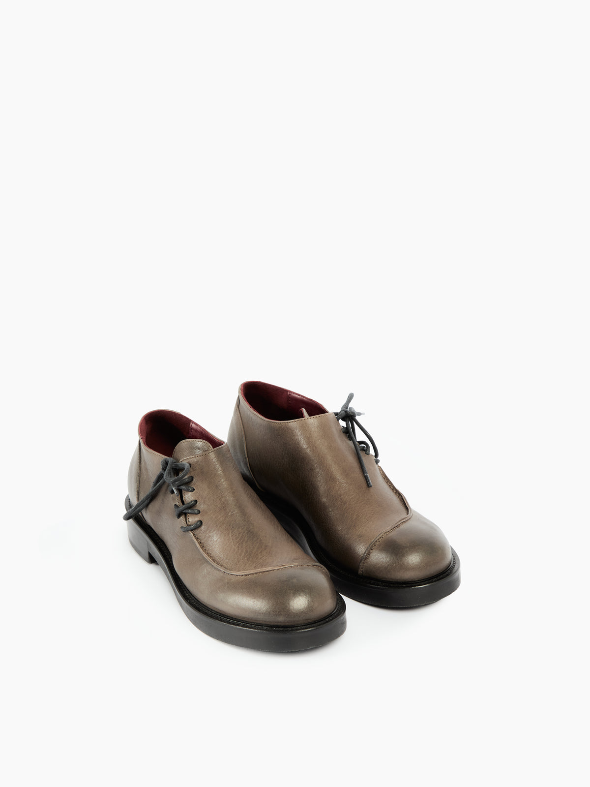 IXOS Stringata design asimmetrico NERO