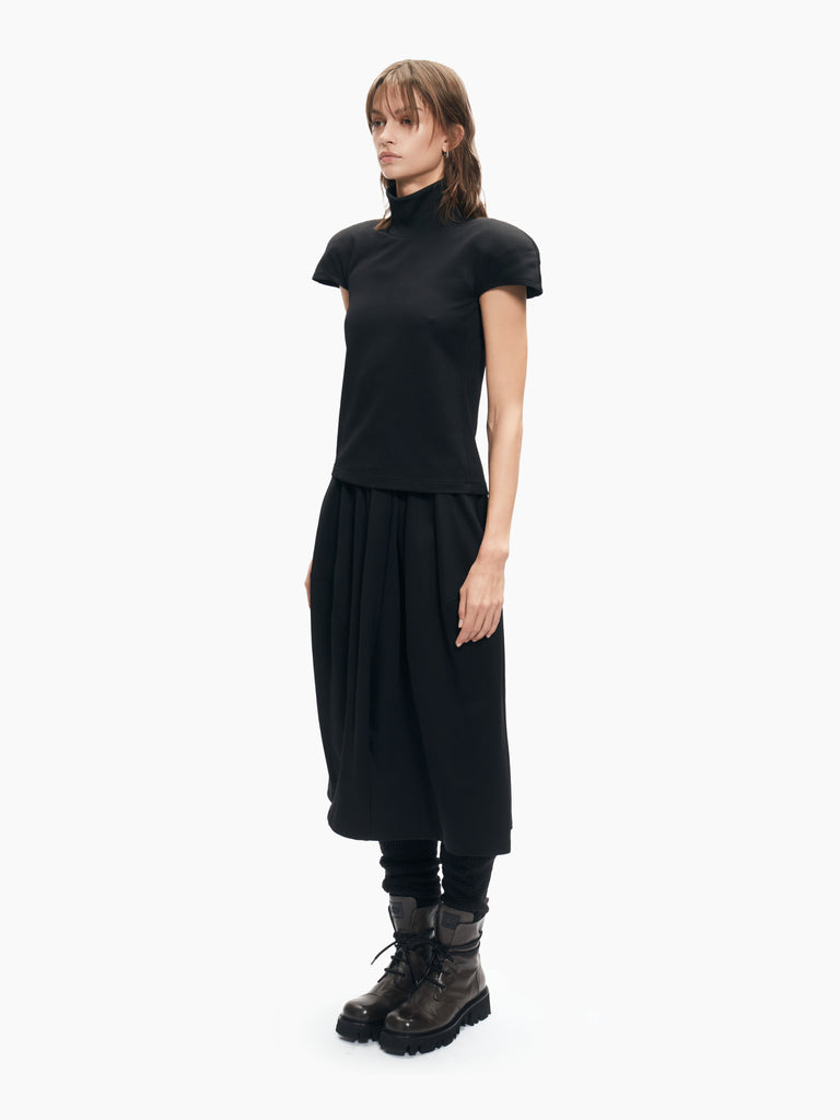 IXOS Top tecnico con spalle strutturate NERO