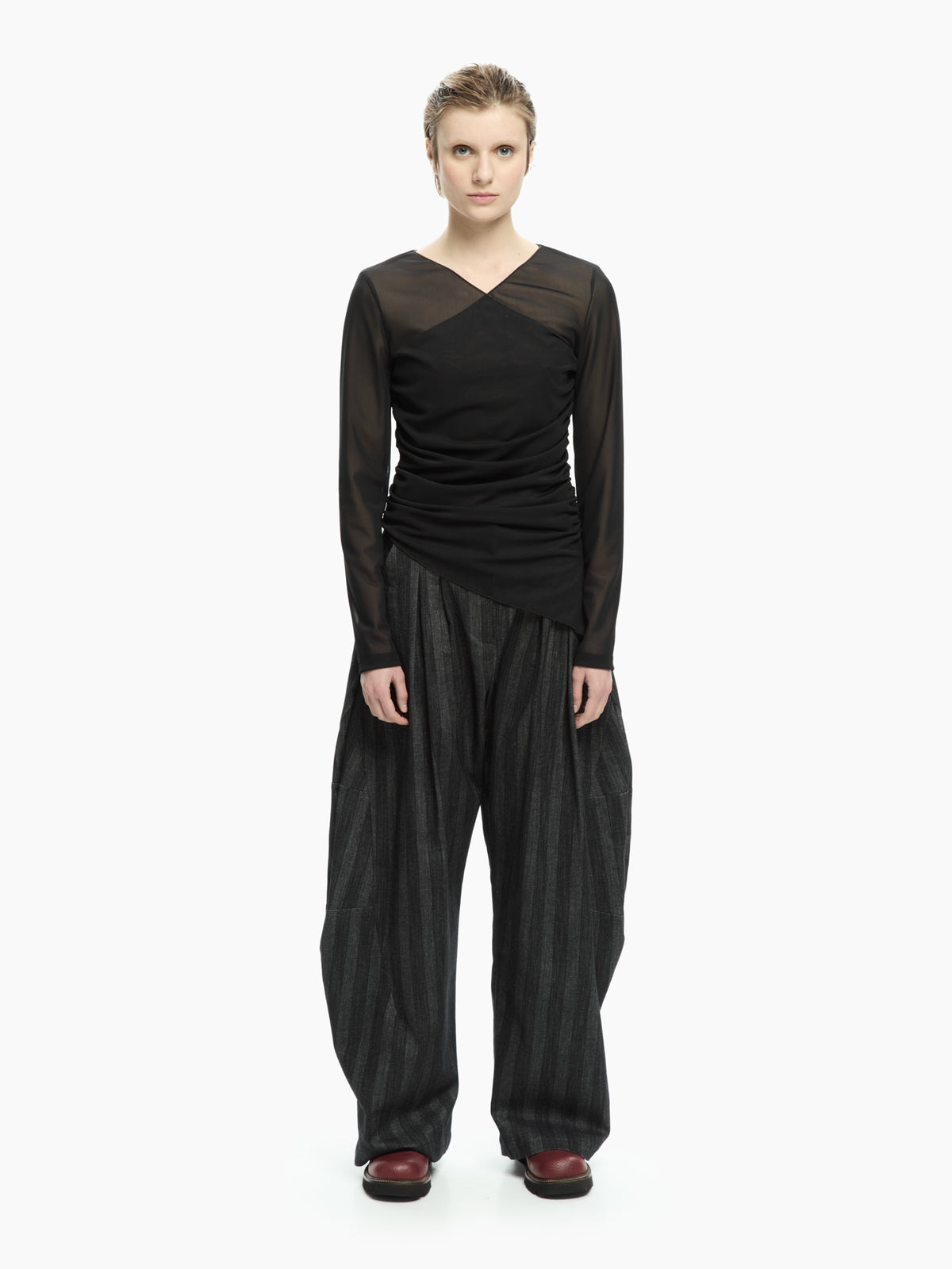 IXOS Top in tulle drappeggiato NERO