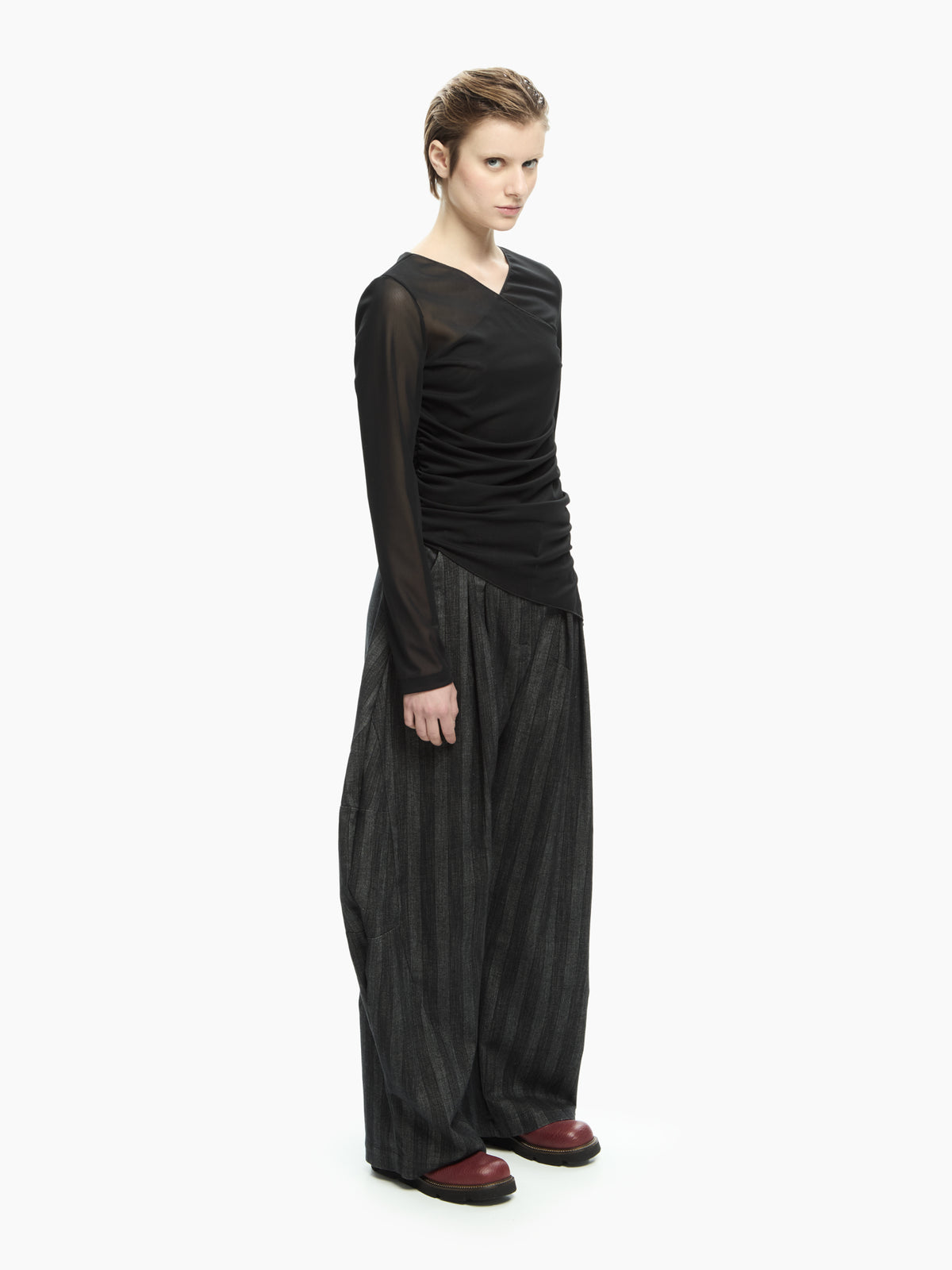IXOS Top in tulle drappeggiato NERO
