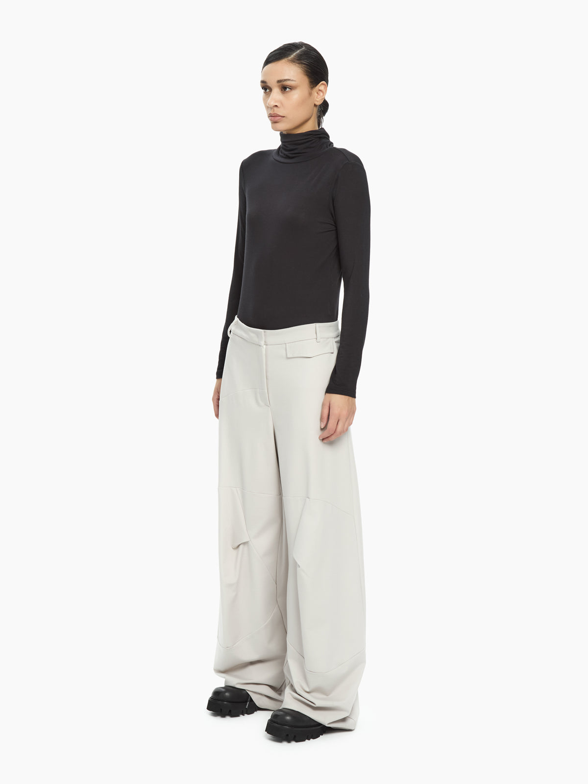 IXOS Pantaloni con dettagli geometrici
