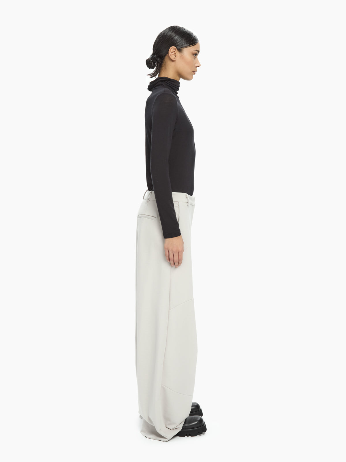 IXOS Pantaloni con dettagli geometrici