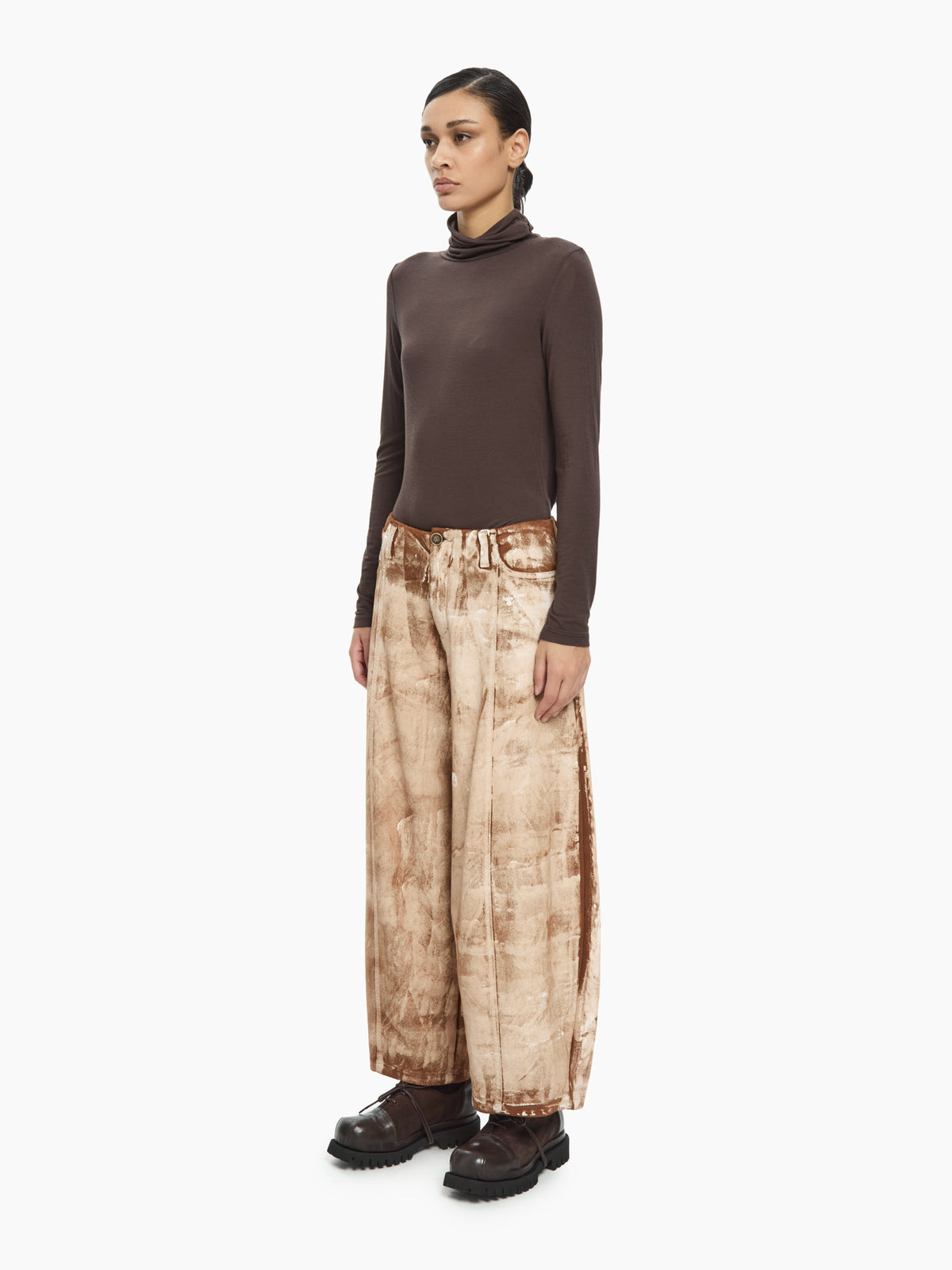 IXOS Pantaloni effetto materico MARRONE