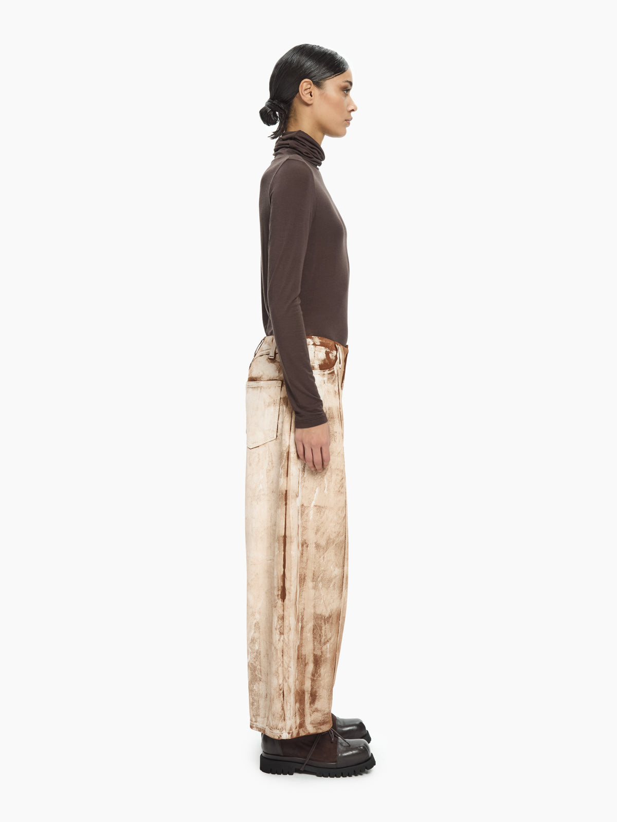 IXOS Pantaloni effetto materico MARRONE