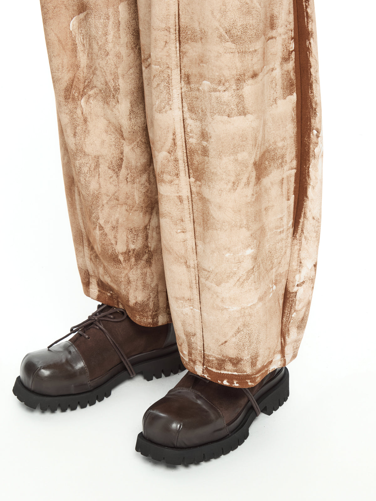 IXOS Pantaloni effetto materico MARRONE