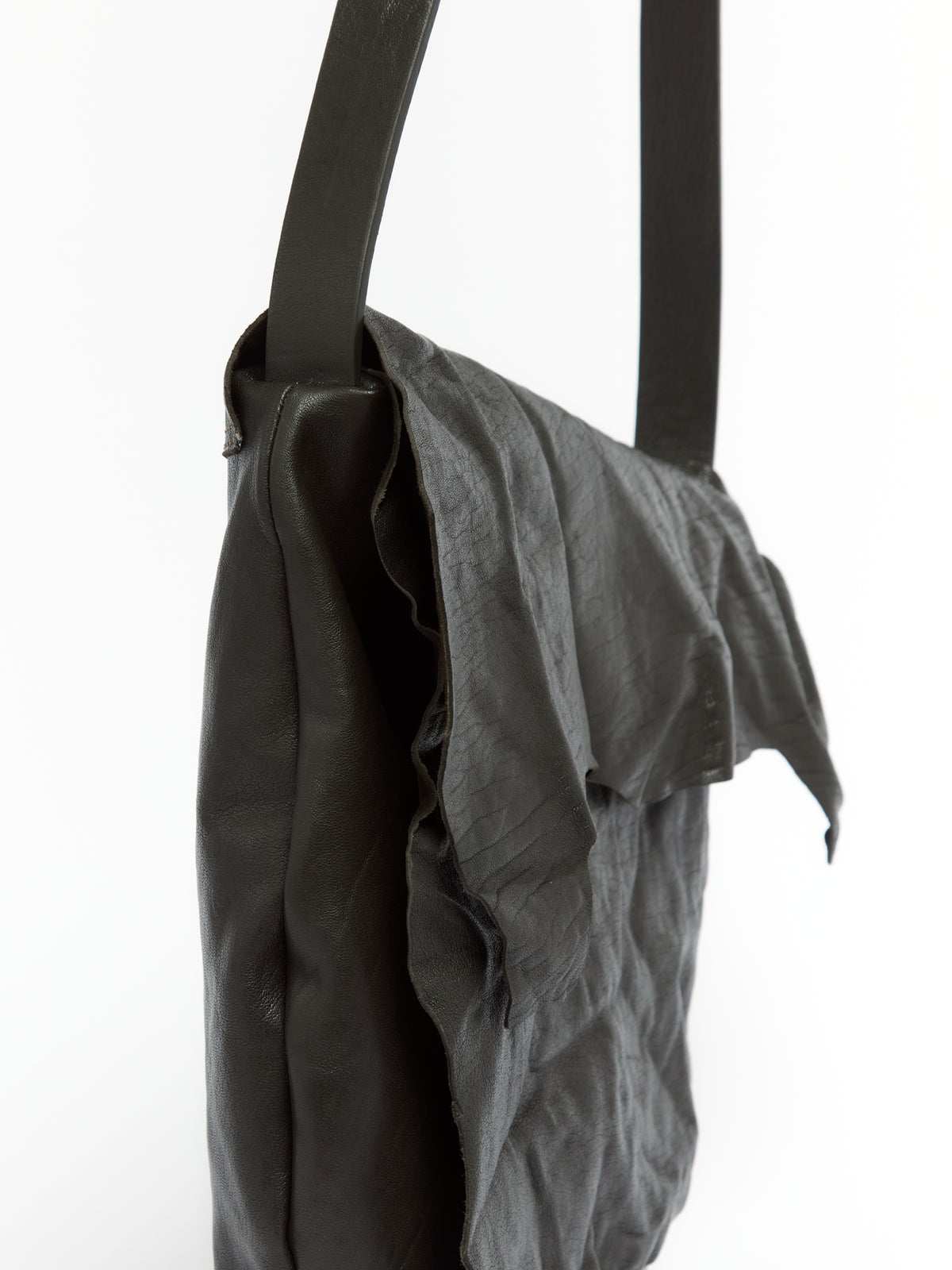 IXOS Borsa con patta materica GRIGIO
