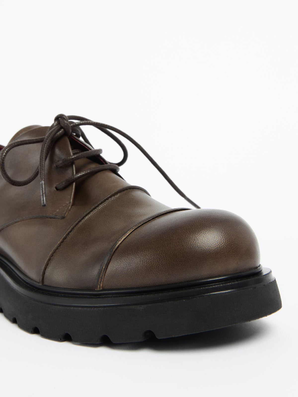 IXOS Derby con carrarmato MARRONE