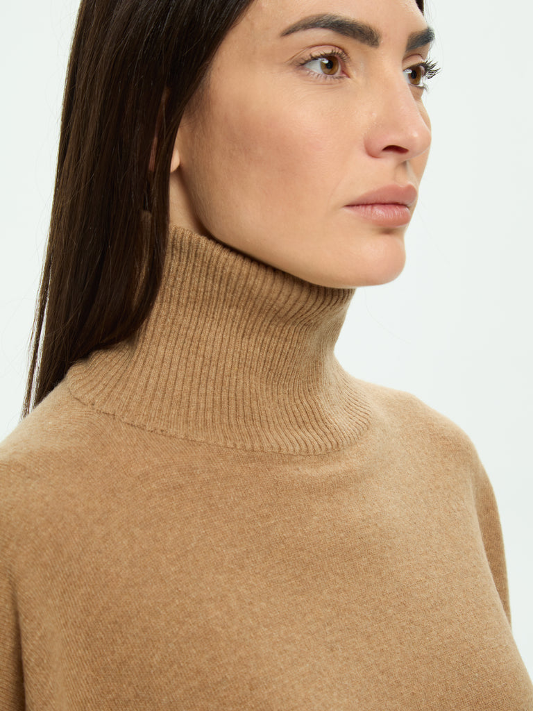 IXOS Poncho dolcevita in maglia BEIGE