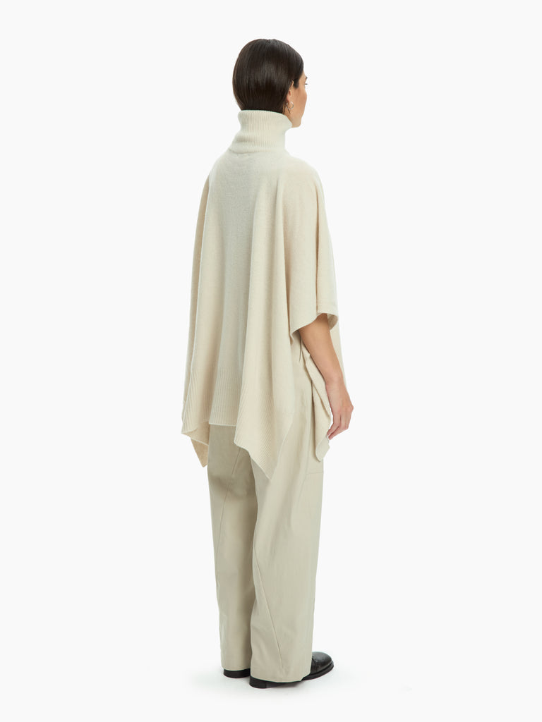 IXOS Poncho dolcevita in maglia