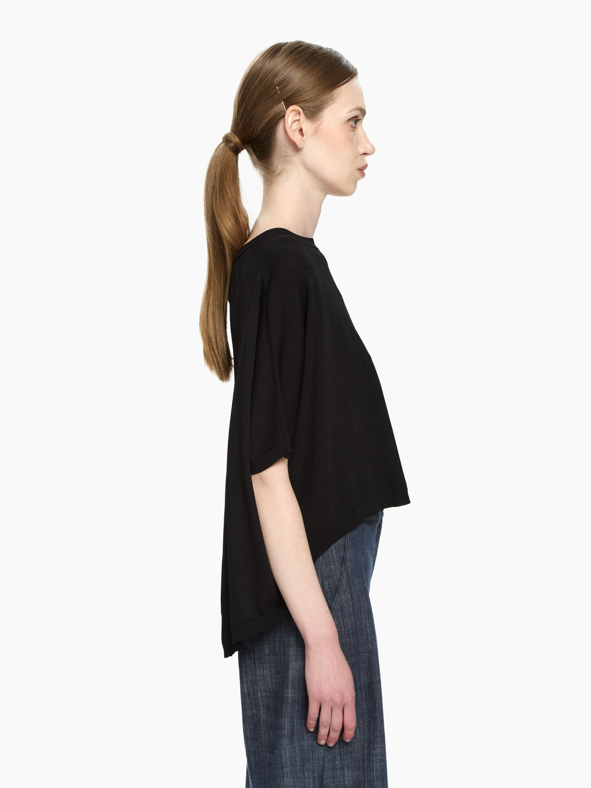 IXOS T-shirt con volumi morbidi NERO