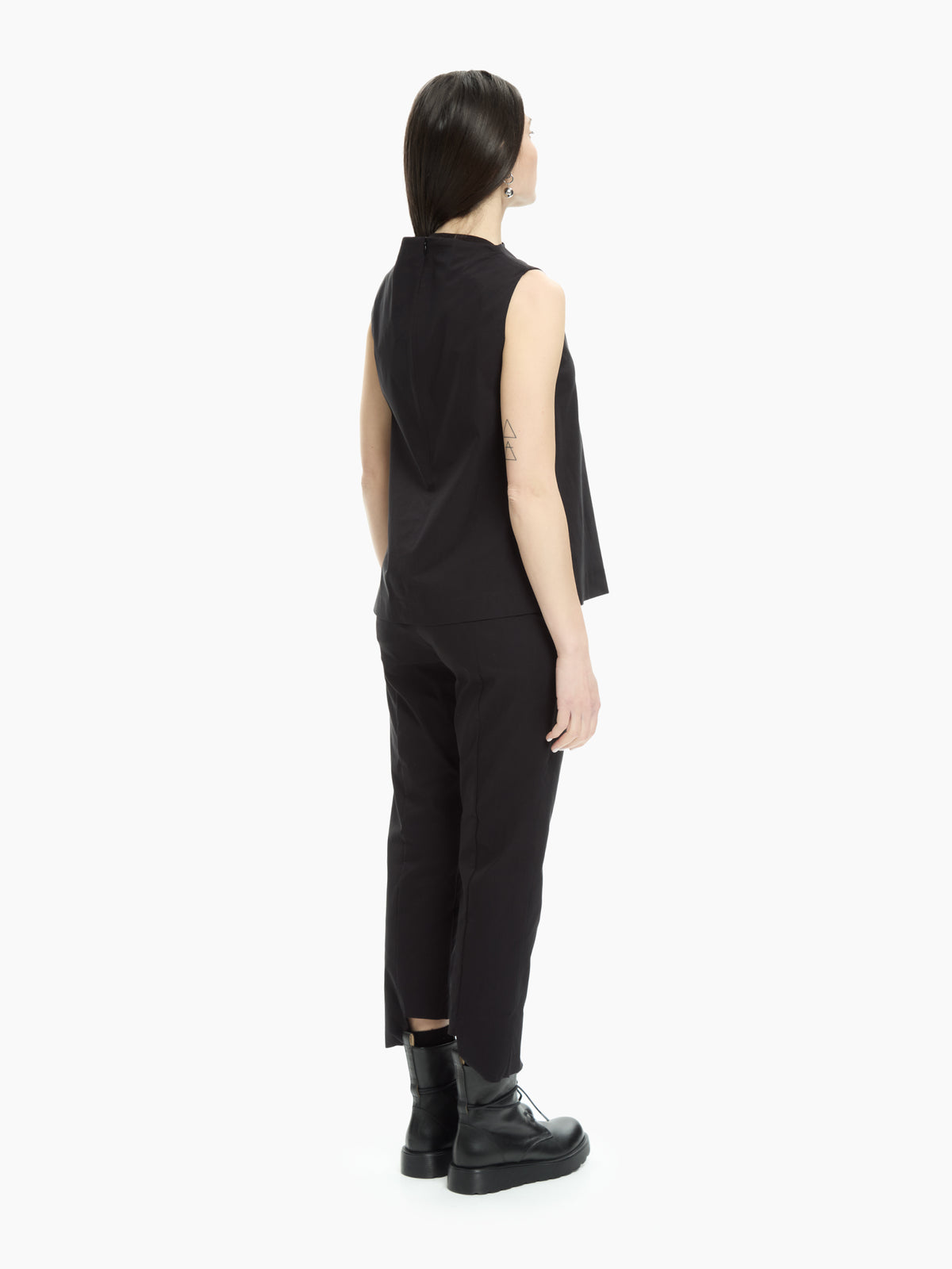 IXOS Top smanicato NERO