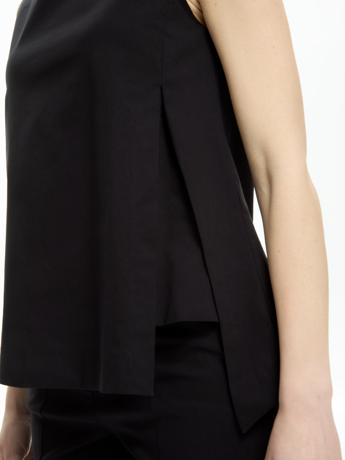 IXOS Top smanicato NERO