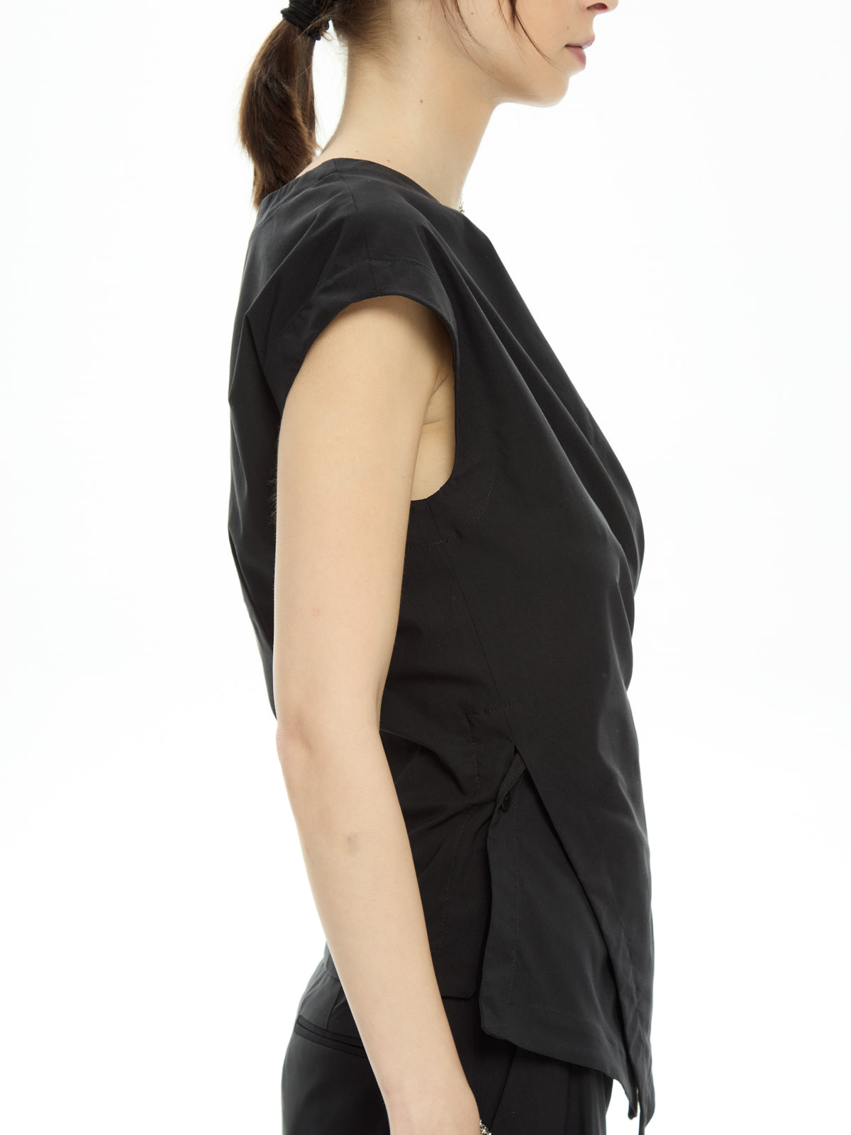 IXOS Top smanicato drappeggiato NERO