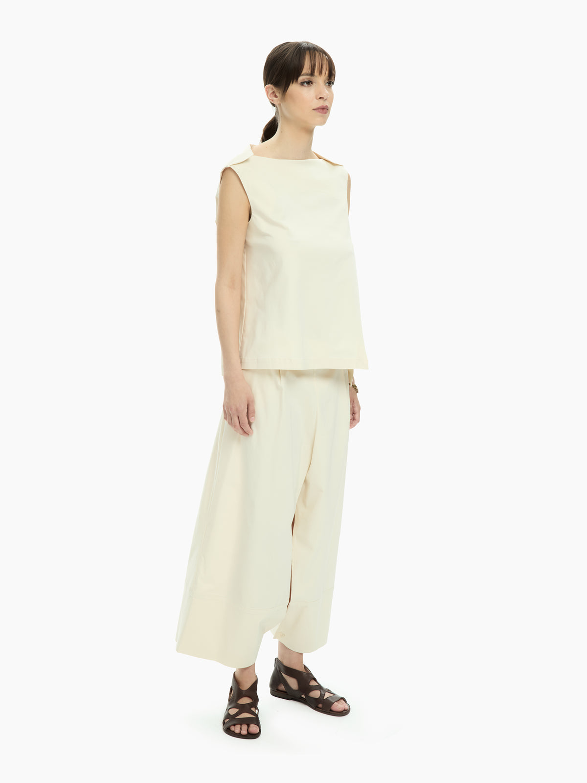 IXOS Top smanicato con scollo a barca BEIGE