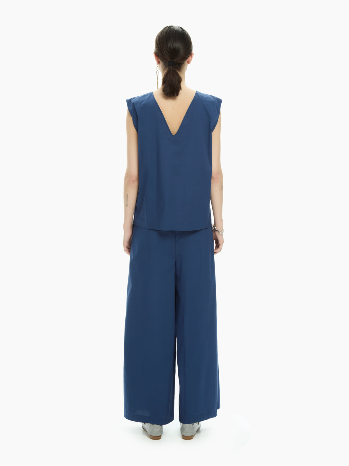 IXOS Top smanicato con scollo a V sul retro BLU