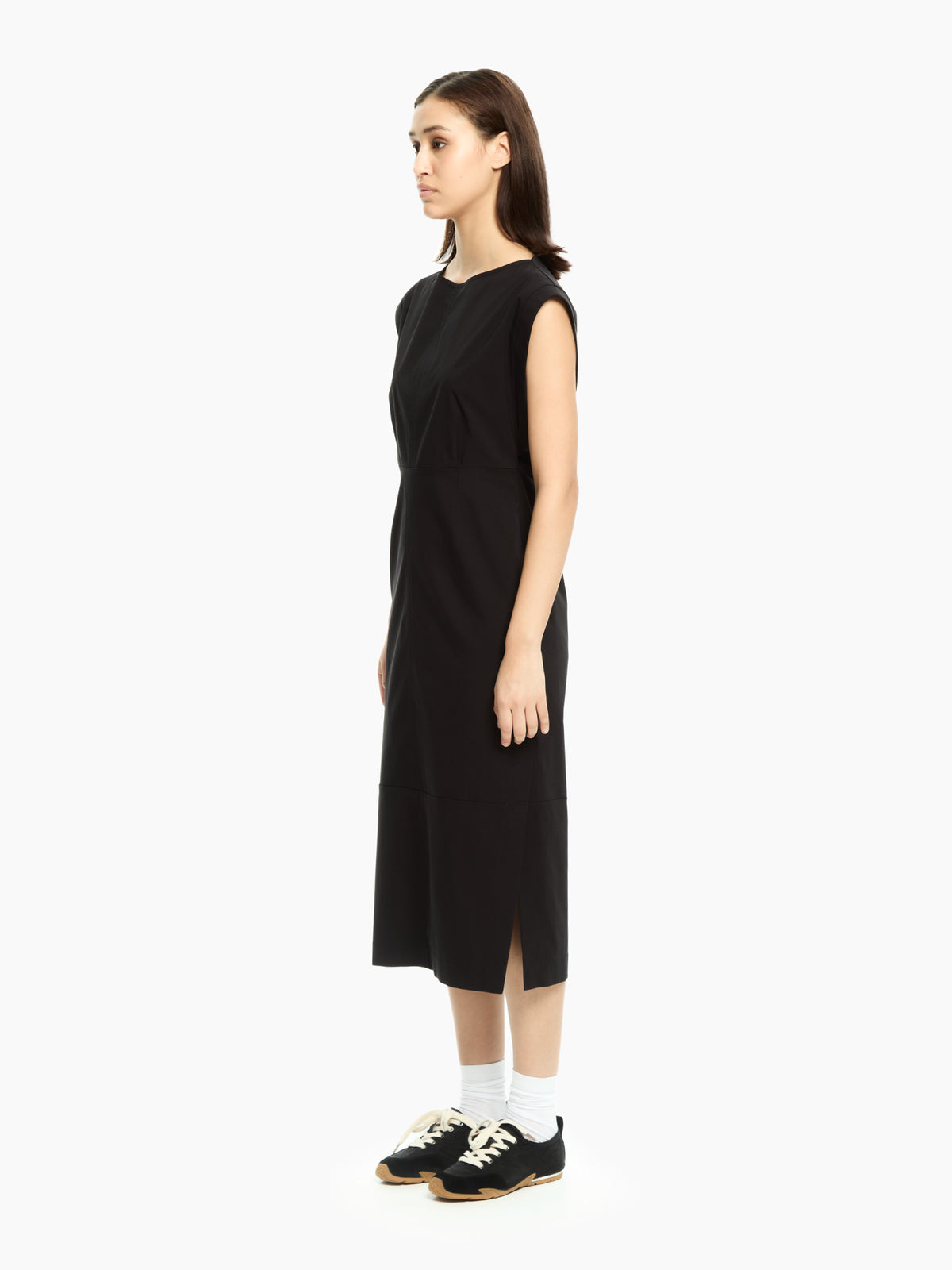 IXOS Abito midi con spalle strutturate NERO