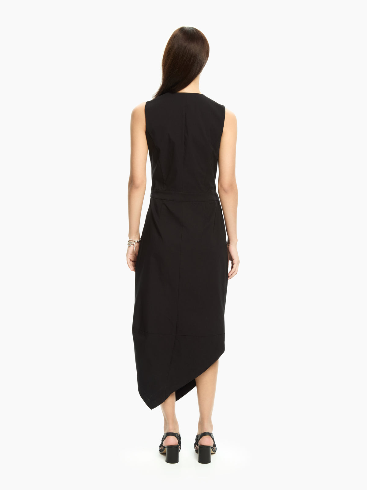IXOS Abito con costruzione sartoriale NERO