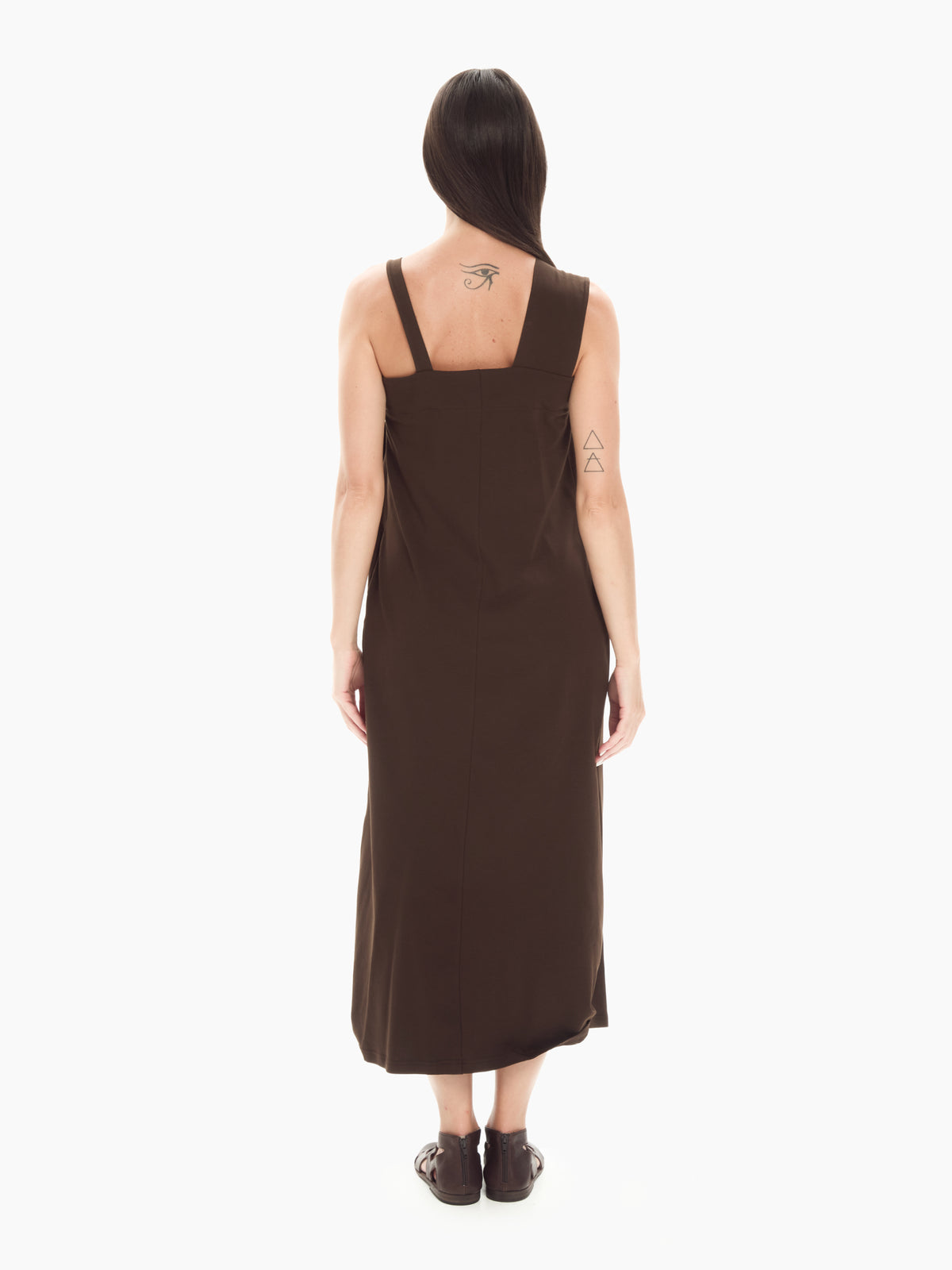 IXOS Abito con spalline asimmetriche MARRONE