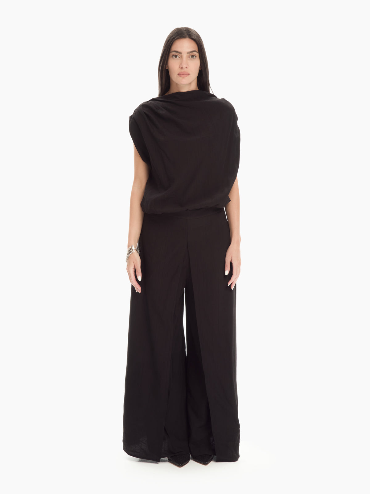 IXOS Tuta fluida con scollo drappeggiato NERO