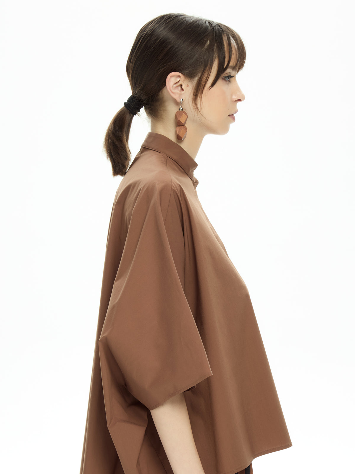 IXOS Camicia ampia con collo rialzato MARRONE