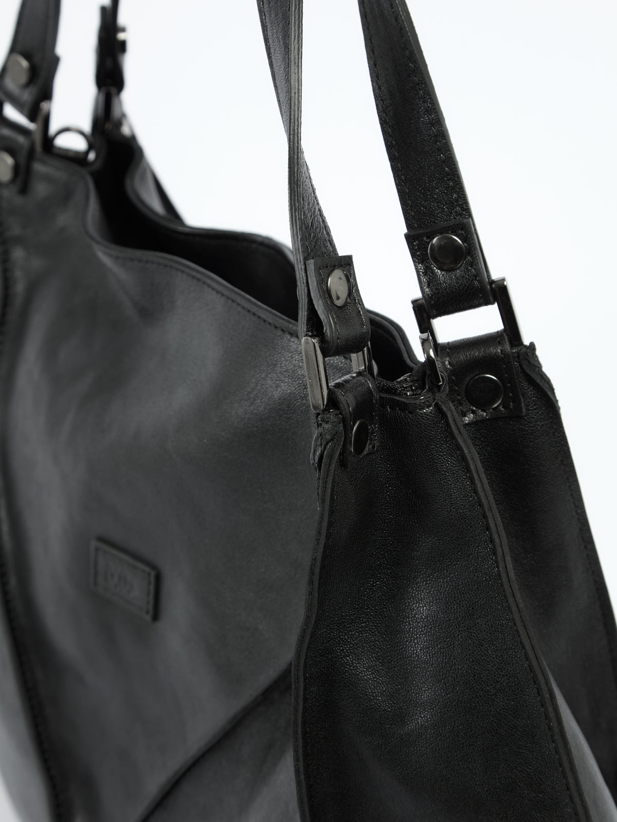 IXOS Borsa dal design geometrico NERO