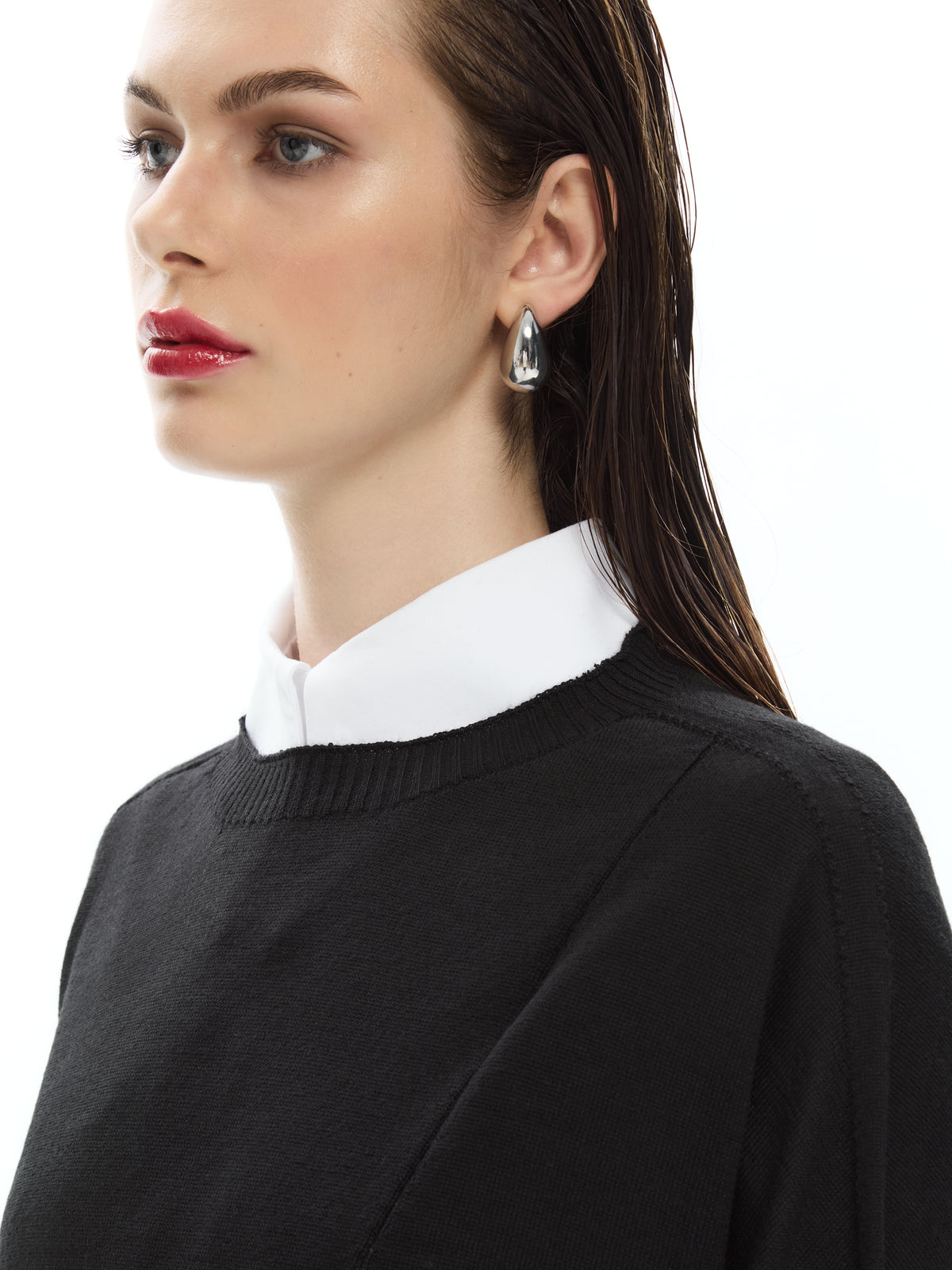 IXOS Maglia girocollo dalla linea morbida NERO
