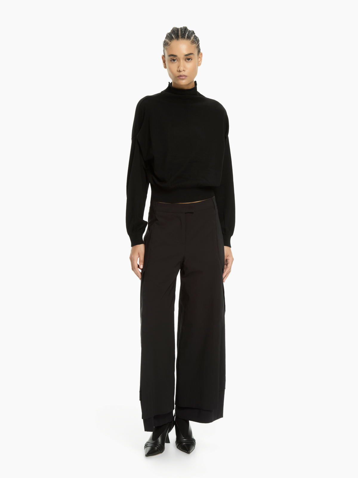 IXOS Maglia cropped con collo morbido NERO