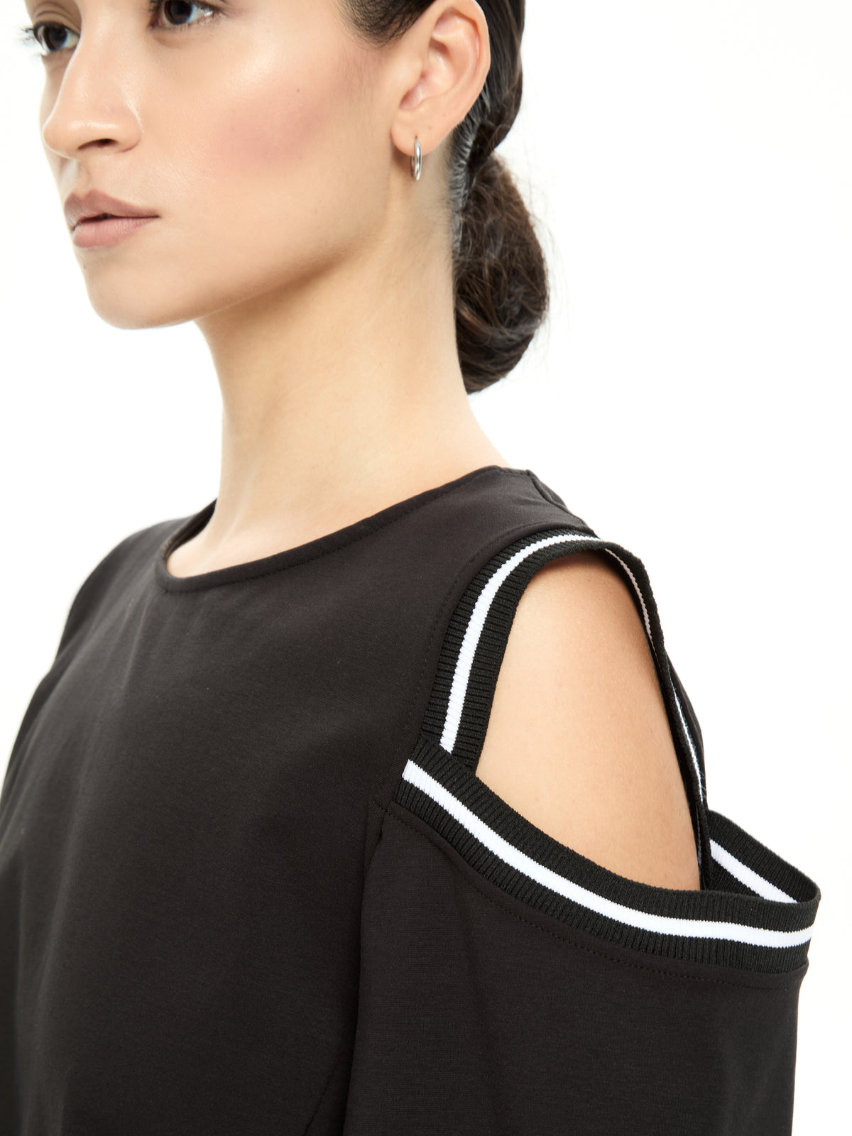 IXOS Top con spalle scoperte NERO