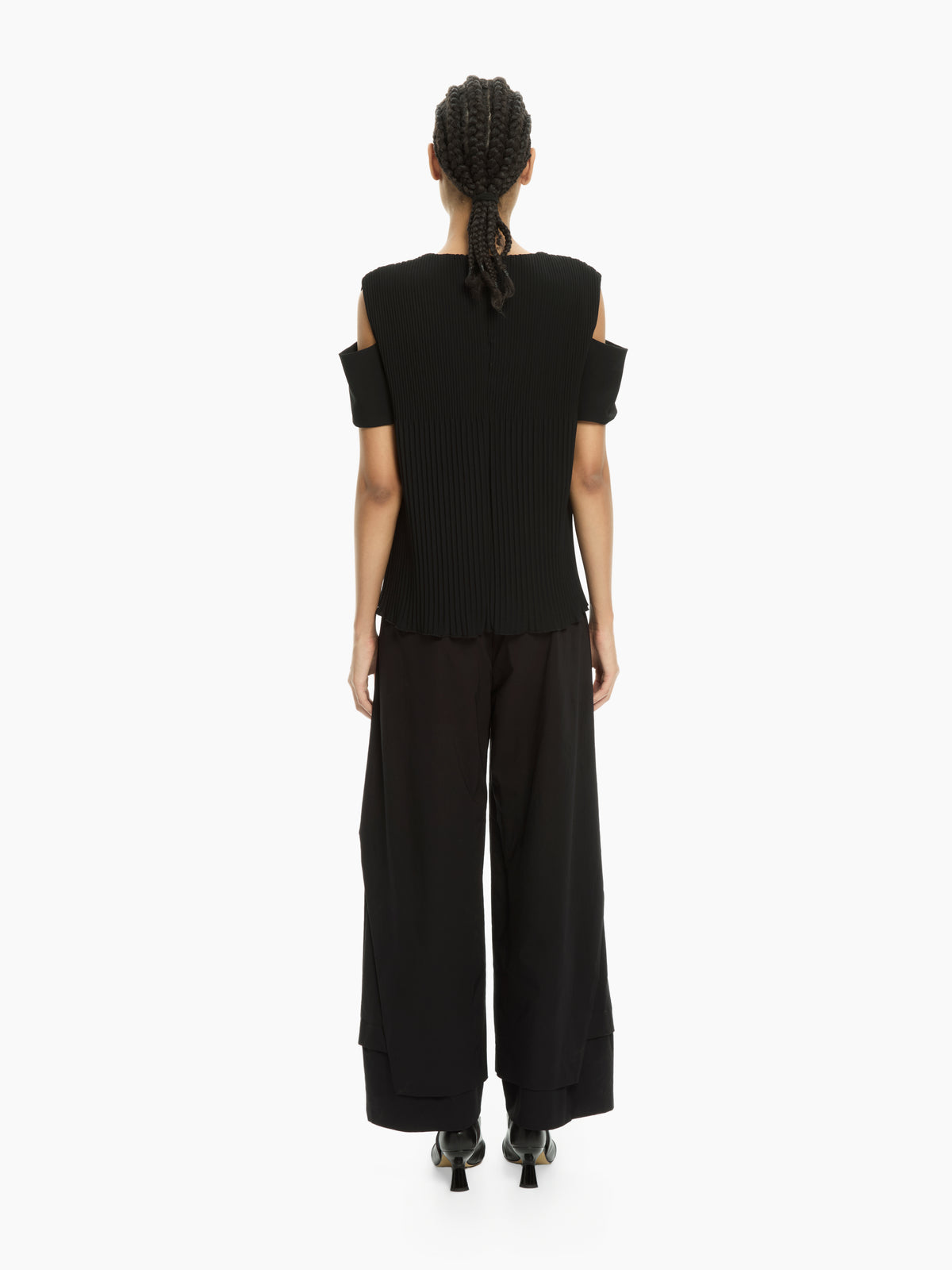 IXOS Top plissé con spalle cut-out NERO