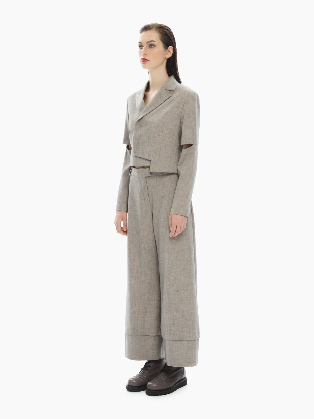 IXOS Giacca cropped con maniche cut-out