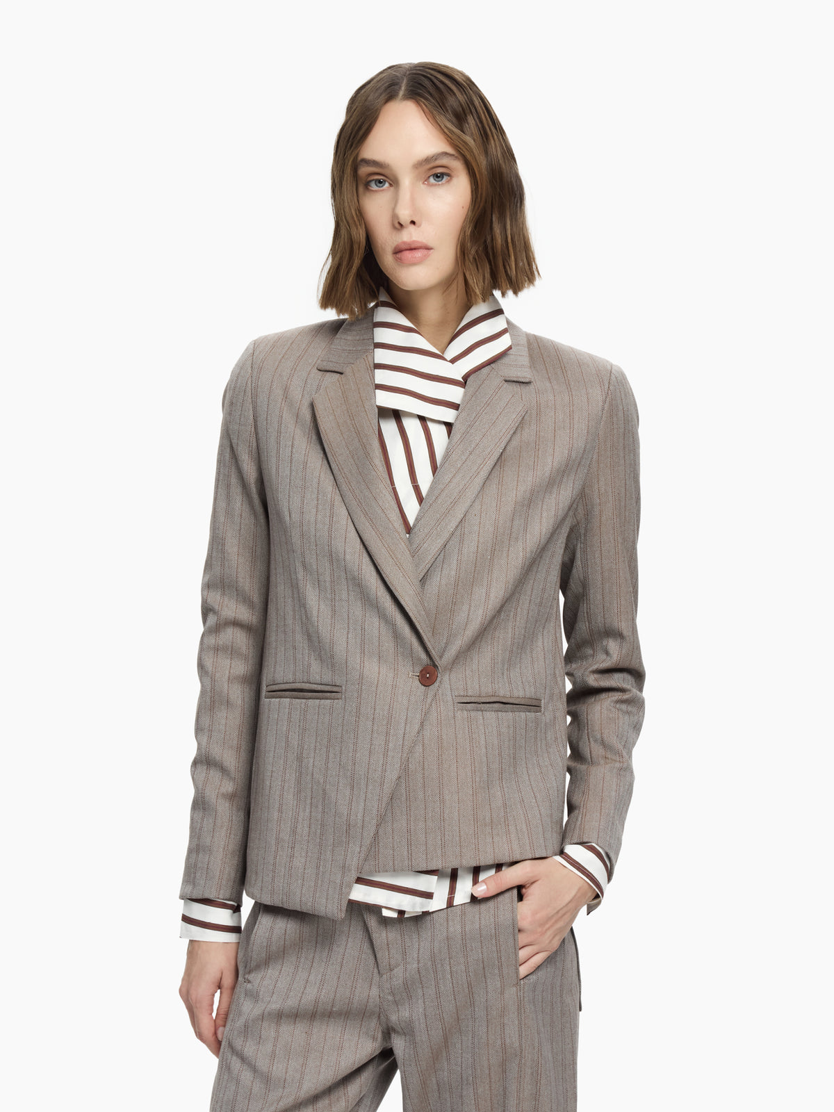 IXOS Blazer sartoriale asimmetrica MARRONE