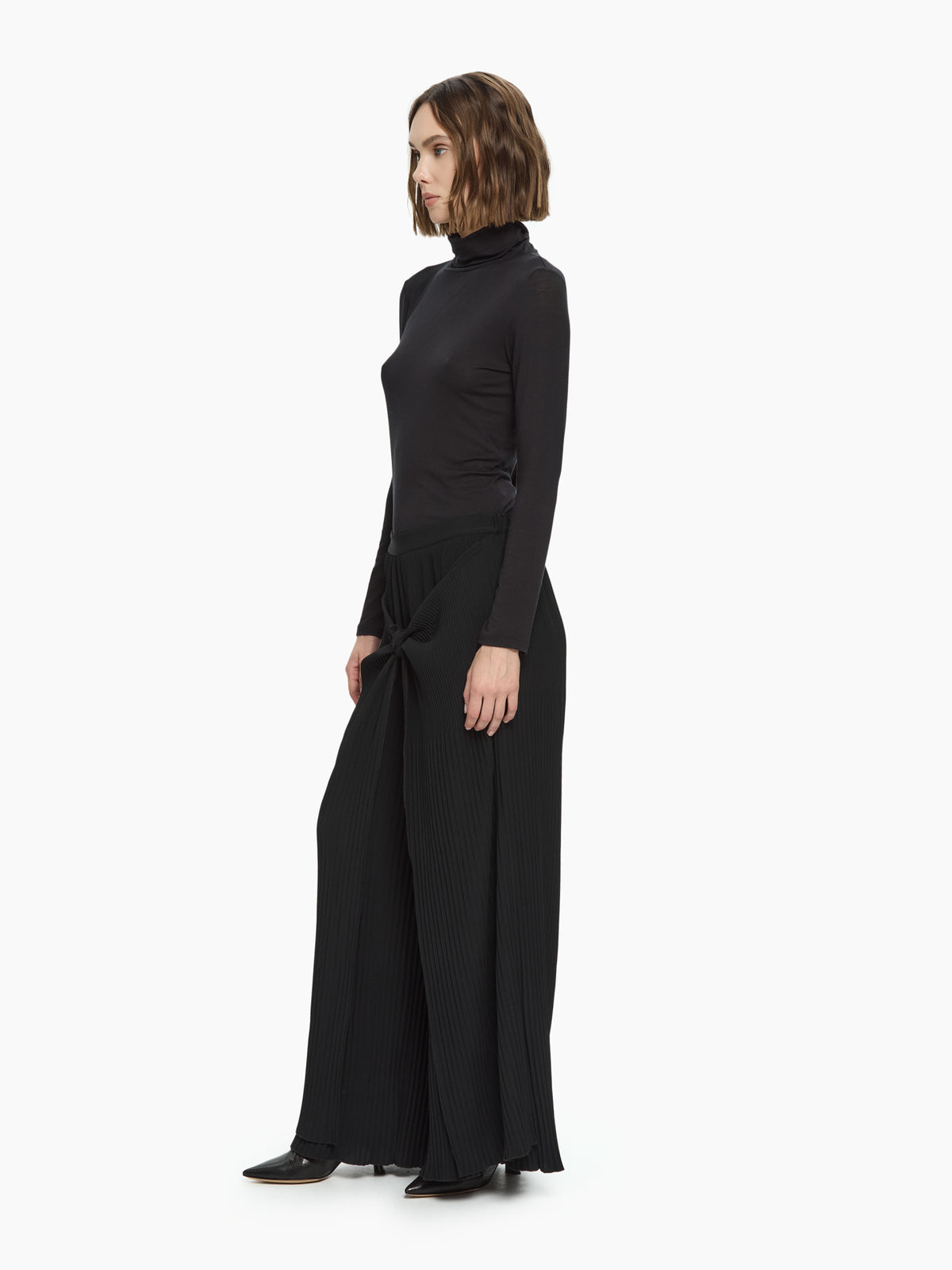 IXOS Pantaloni plissé NERO