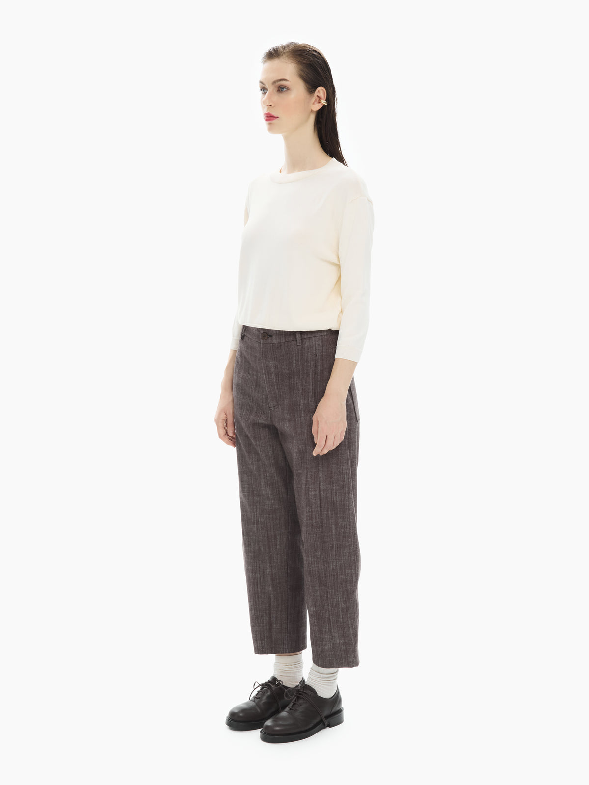 IXOS Pantaloni cropped dalla linea morbida MARRONE