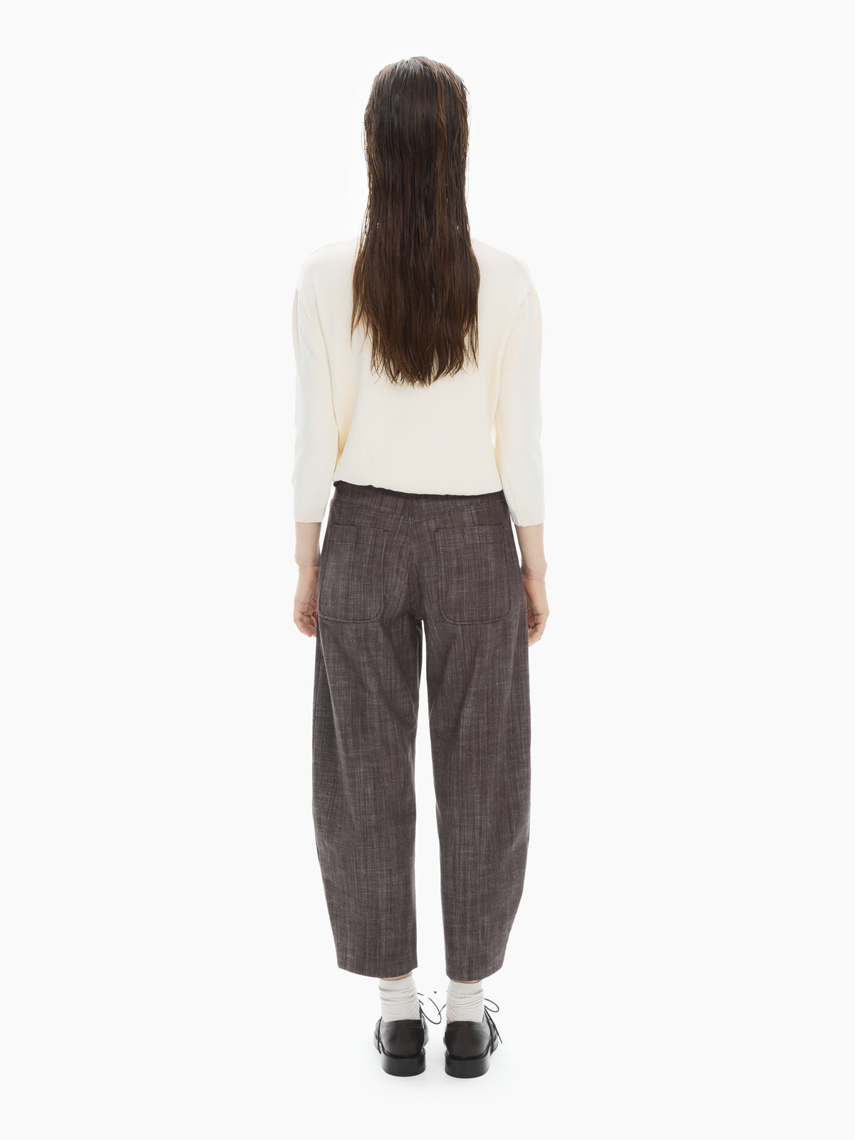 IXOS Pantaloni cropped dalla linea morbida MARRONE