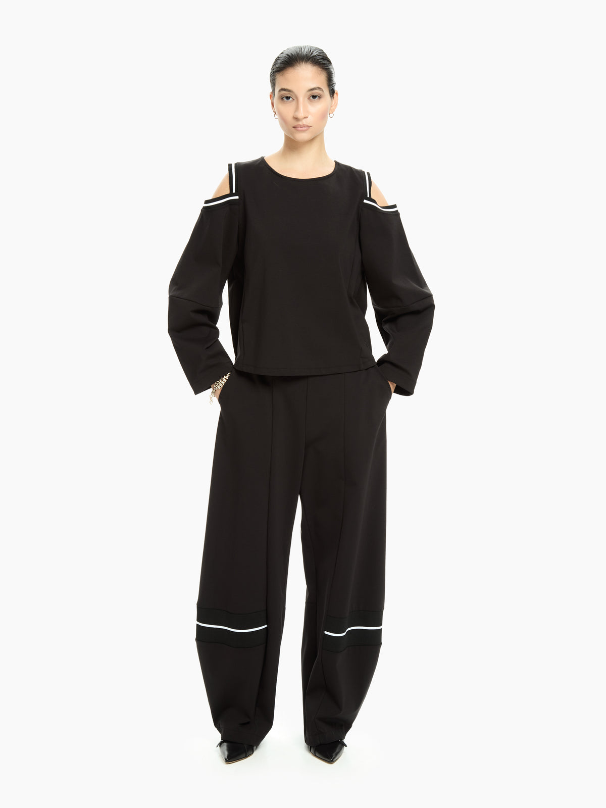 IXOS Pantaloni ampi con dettagli a contrasto NERO