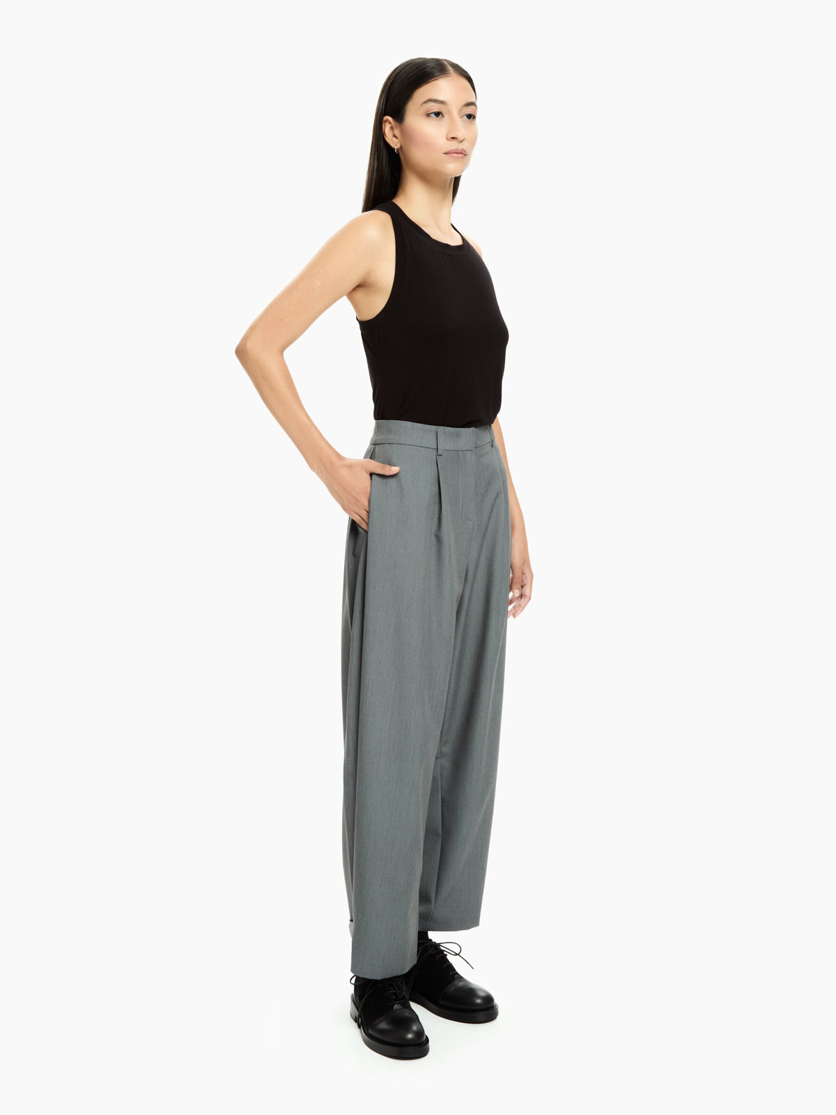 IXOS Pantaloni ampi con pinces e fondo regolabile GRIGIO