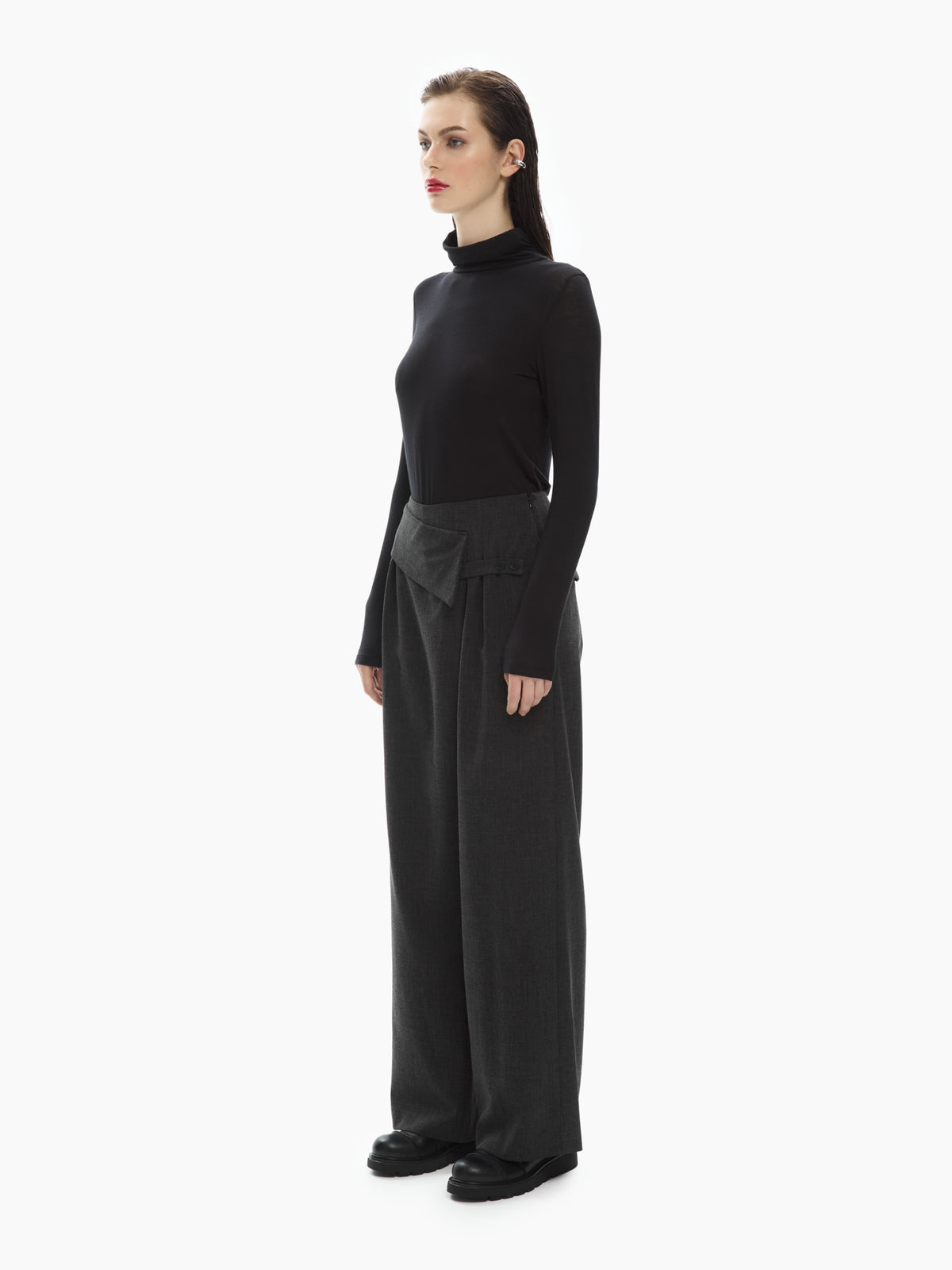 IXOS Pantaloni ampi con dettaglio asimmetrico GRIGIO