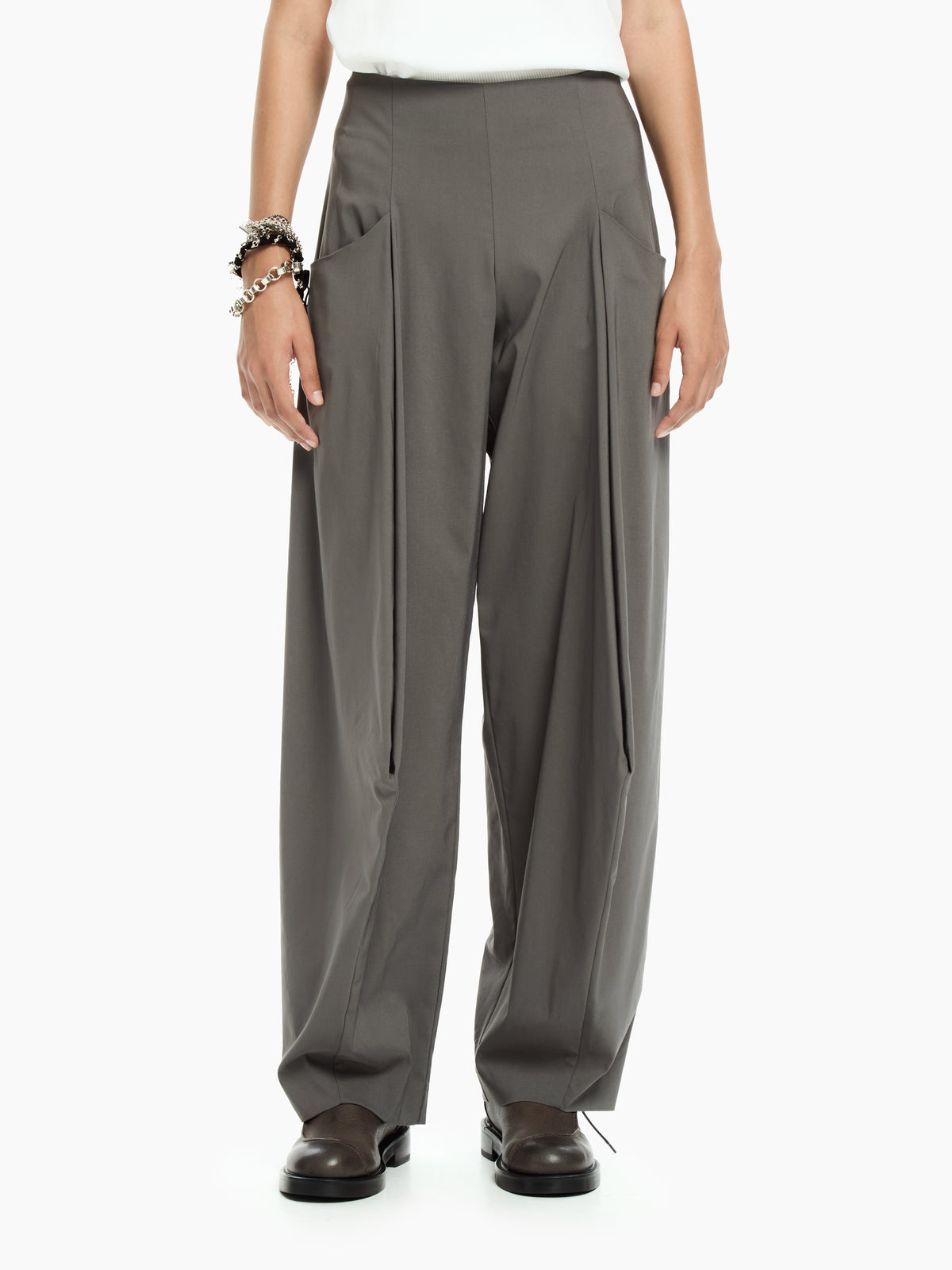 IXOS Pantaloni con maxi tasche drappeggiate NERO